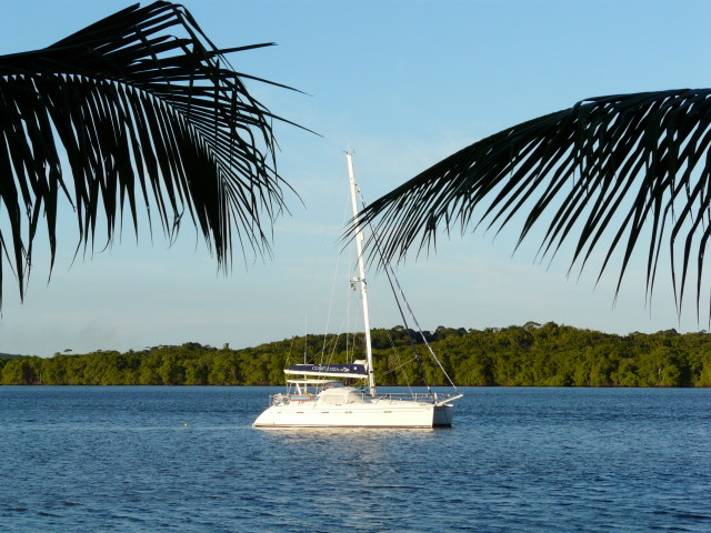 Used Sail Catamaran for Sale 2004 Privilege 435 EZC Boat Highlights